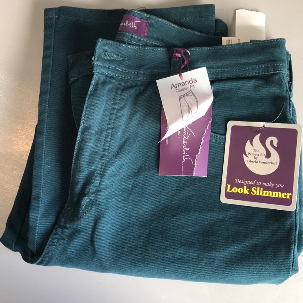 Gloria Vanderbilt teal colored pants